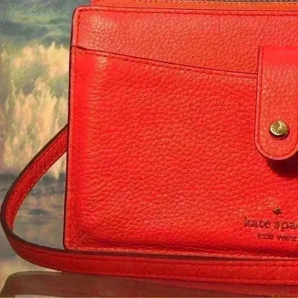 Kate Spade Leather Jackson in Stoplight Small Tab Crossbody Purse - Picture 15 of 17